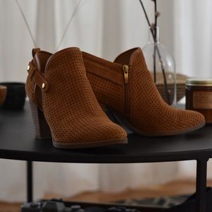 Franco Sarto - Dakota Ankle Boots - Tan (Cuoio) - Suede - Women's 8.5